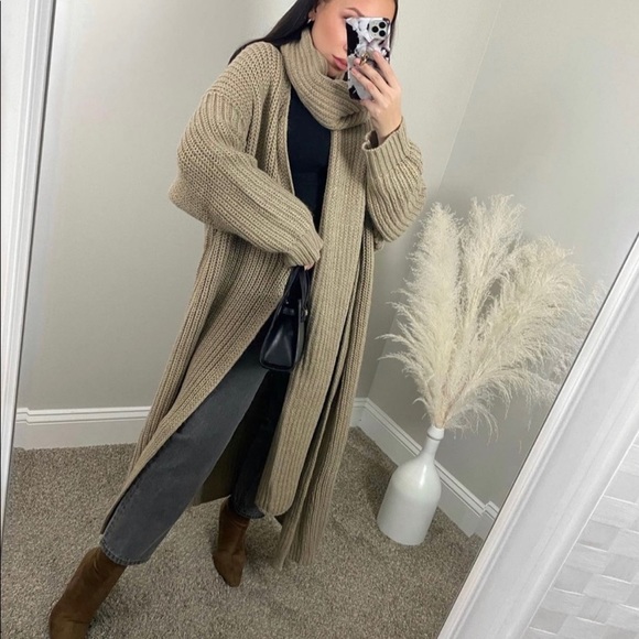 Zara Chunky Knit Open Cardigan Coat with Built in Scarf - Picture 2 of 16